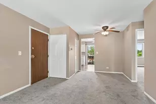 386 Echo Ln, Aurora, IL 60504 - Photo 4