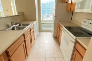 345 N Lasalle, Chicago, IL 60610 - Photo 4