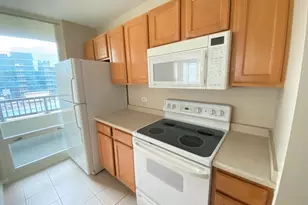 345 N Lasalle, Chicago, IL 60610 - Photo 2