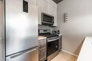 2108 W 18th Pl, Chicago, IL 60608 - Photo 6