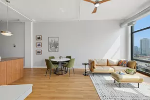 740 W Fulton St, Chicago, IL 60661 - Photo 8