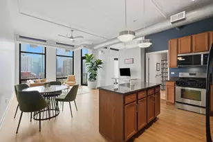 740 W Fulton St, Chicago, IL 60661 - Photo 4