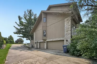 8420 Evergreen Lane, Darien, IL 60561 - Photo 56