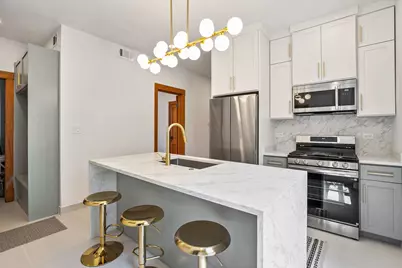 3052 N Kedzie Avenue #1F, Chicago, IL 60618 - Photo 14