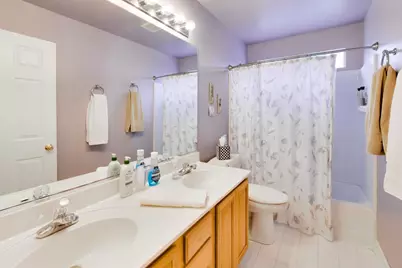 5660 Trinity Court, Gurnee, IL 60031 - Photo 22