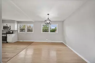 344 Ashland Ave, Chicago Heights, IL 60411 - Photo 8