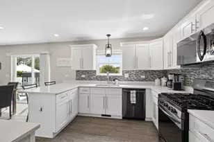 307 Derby Ct, Wilmington, IL 60481 - Photo 6