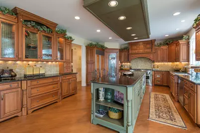 36W995 Red Gate Road, Saint Charles, IL 60175 - Photo 6