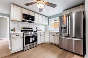 6031 S Moody Ave, Chicago, IL 60638 - Photo 8