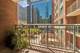 440 N McClurg Ct, Chicago, IL 60611 - Photo 4