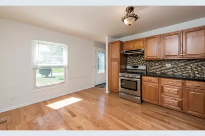 1025 Shady Lane Court, Round Lake Beach, IL 60073 - Photo 6