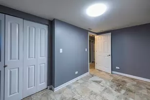 1025 Shady Ln Ct, Round Lake Beach, IL 60073 - Photo 26
