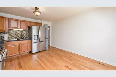 1025 Shady Lane Court, Round Lake Beach, IL 60073 - Photo 4