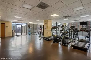 1122 N Clark St, Chicago, IL 60610 - Photo 4