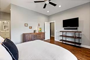 2712 W Montrose Ave, Chicago, IL 60618 - Photo 24