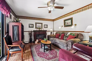 5306 W Winding Creek Dr, McHenry, IL 60050 - Photo 10