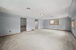 221 E John St, Forrest, IL 61741 - Photo 28