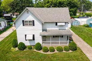 221 E John St, Forrest, IL 61741 - Photo 34
