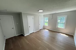 7141 Wolf Rd, Indian Head Park, IL 60525 - Photo 10