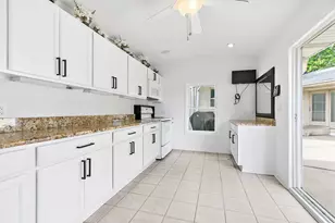 2019 E Avon Ln, Arlington Heights, IL 60004 - Photo 58