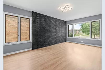 9546 S Emerald Avenue, Chicago, IL 60628 - Photo 4