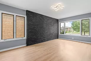 9546 S Emerald Ave, Chicago, IL 60628 - Photo 4