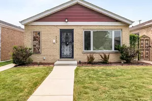 9546 S Emerald Ave, Chicago, IL 60628 - Photo 1