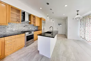 4641 Locust Ave, Glenview, IL 60025 - Photo 12