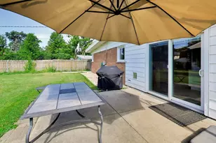 4641 Locust Ave, Glenview, IL 60025 - Photo 24
