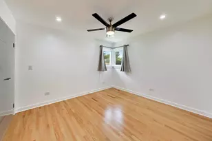 4641 Locust Ave, Glenview, IL 60025 - Photo 14
