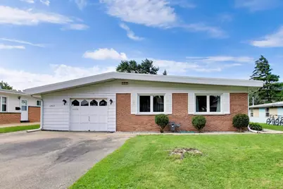 4641 Locust Avenue, Glenview, IL 60025 - Photo 1