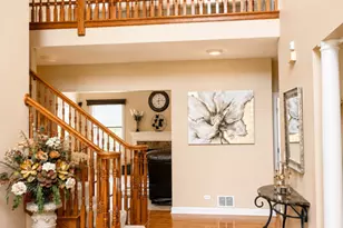 11 Harrington Ct, Hawthorn Woods, IL 60047 - Photo 6