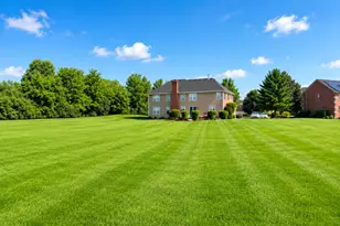 11 Harrington Ct, Hawthorn Woods, IL 60047 - Photo 32