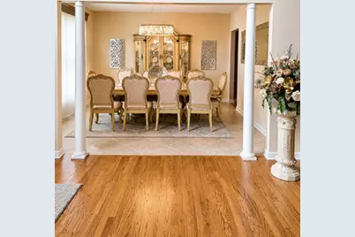 11 Harrington Court, Hawthorn Woods, IL 60047 - Photo 10