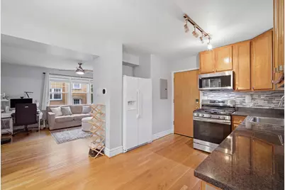 6046 N Francisco Avenue #2W, Chicago, IL 60659 - Photo 10