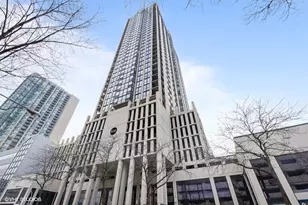 1122 N Clark St, Chicago, IL 60610 - Photo 1