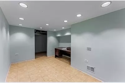 5543 W Diversey Avenue, Chicago, IL 60639 - Photo 18