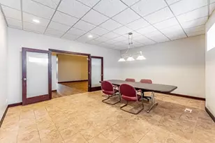 5543 W Diversey Ave, Chicago, IL 60639 - Photo 32