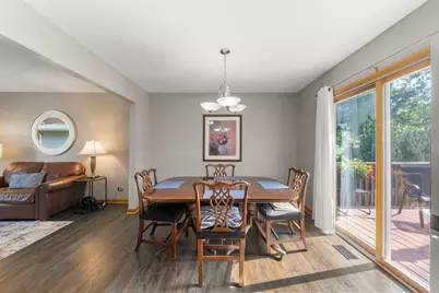 907 Wescott Road, Bolingbrook, IL 60440 - Photo 6