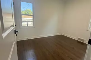 11120 S Ave M, Chicago, IL 60617 - Photo 10