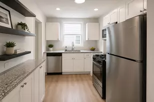 11120 S Ave M, Chicago, IL 60617 - Photo 6