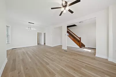 9232 S Essex Avenue, Chicago, IL 60617 - Photo 8
