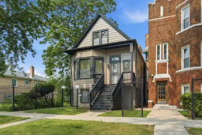 9232 S Essex Avenue, Chicago, IL 60617 - Photo 4
