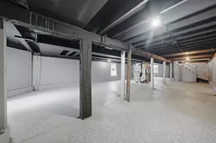 9232 S Essex Ave, Chicago, IL 60617 - Photo 38