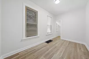 9232 S Essex Ave, Chicago, IL 60617 - Photo 20