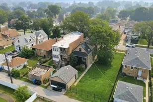 9232 S Essex Ave, Chicago, IL 60617 - Photo 46