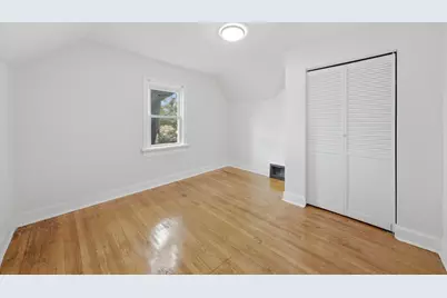 9232 S Essex Avenue, Chicago, IL 60617 - Photo 16