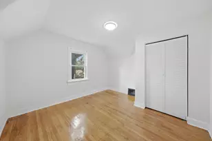 9232 S Essex Ave, Chicago, IL 60617 - Photo 16