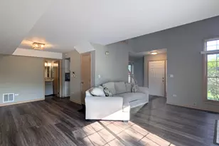 9841 Cambridge Dr, Mokena, IL 60448 - Photo 8