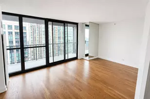 10 E Ontario St, Chicago, IL 60611 - Photo 4